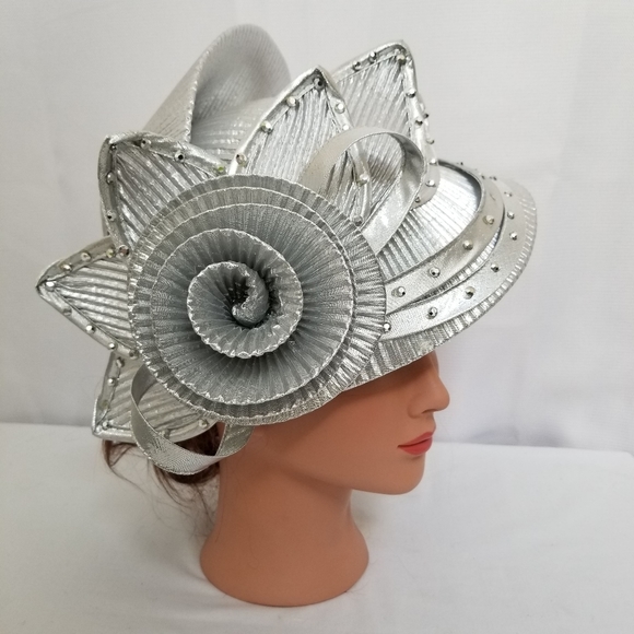 Easter Sunday Church Derby Hat Silver Floral - Picture 2 of 8